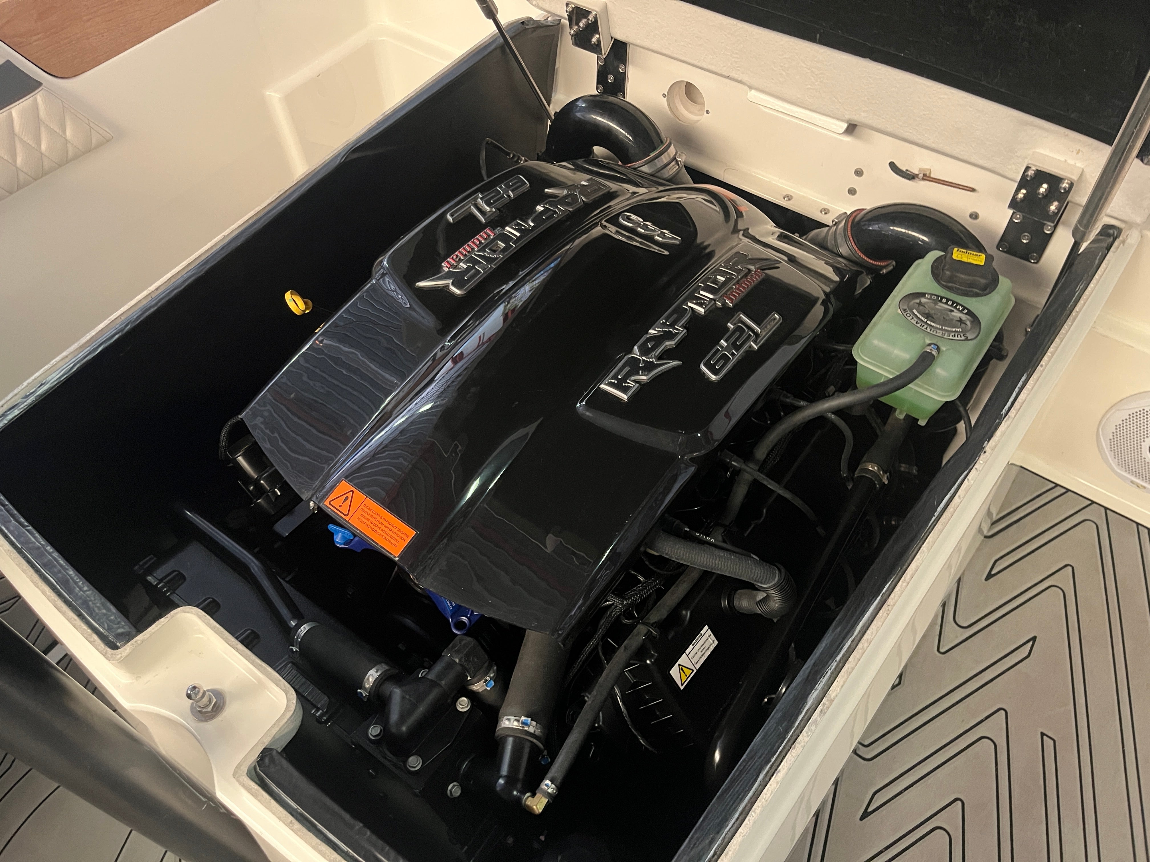 Метод Wake Ski 6.2 уейкборд - лодка за водни ски с 440HP RED