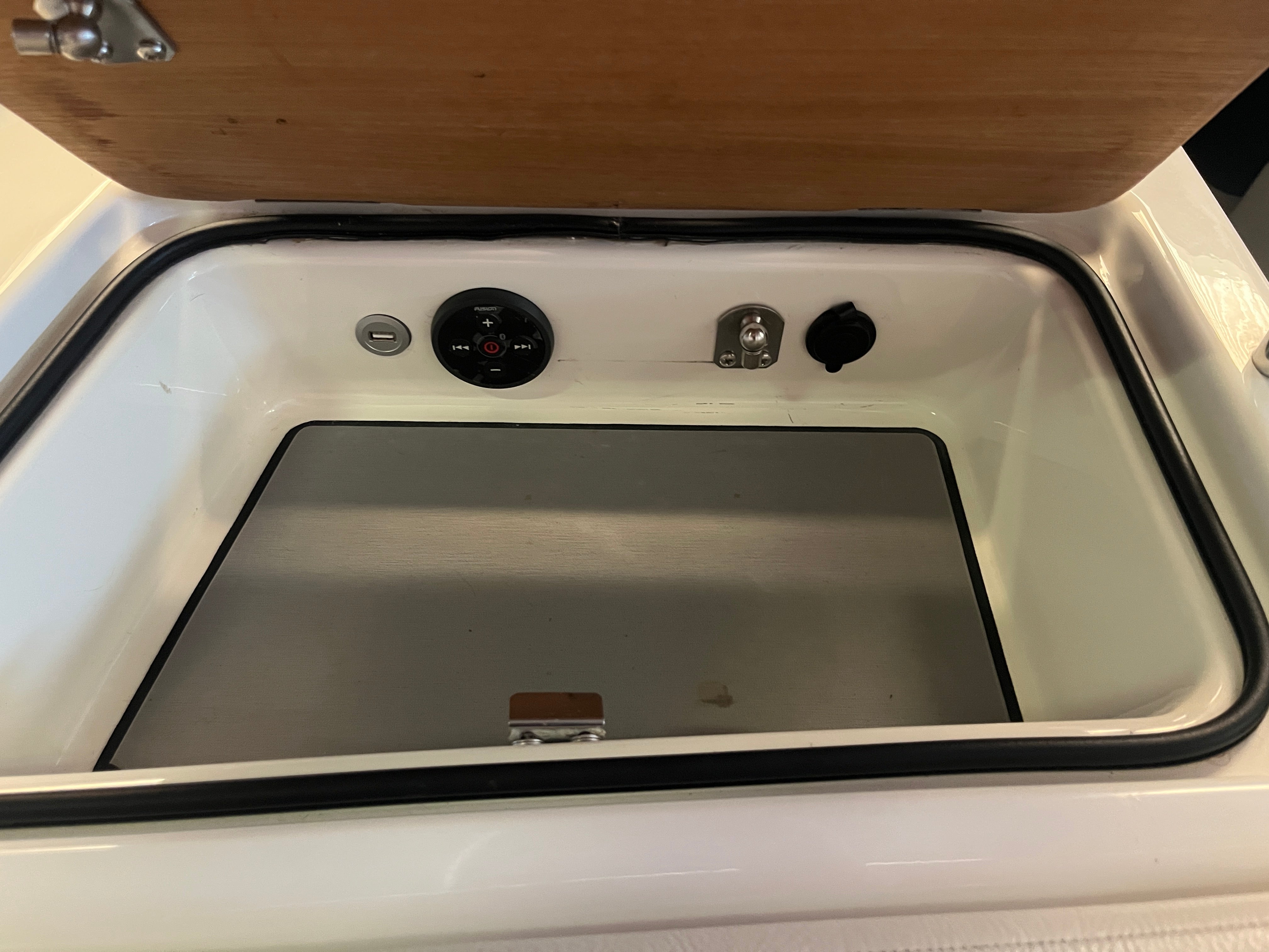 Метод Wake Ski 6.2 уейкборд - лодка за водни ски с 440HP RED