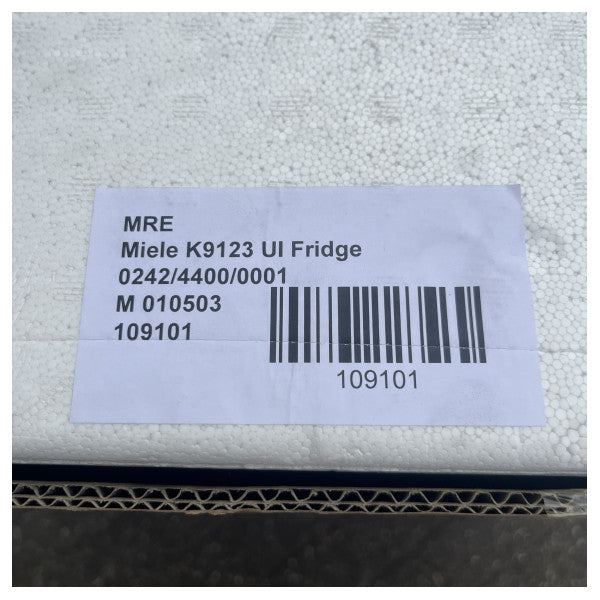 Miele K9123UI build-in under counter compressor cooled refrigerator 230V