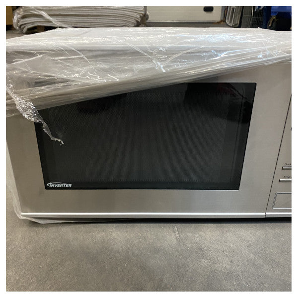 Panasonic NN-SD372S stainless steel microwave oven 950W