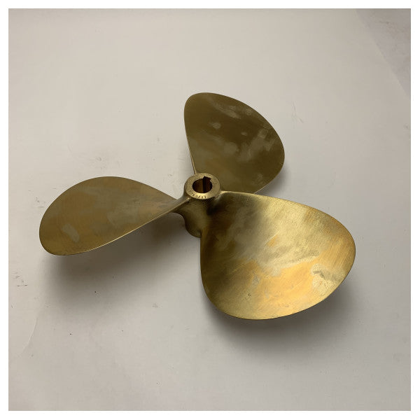 Vetus P3B16X11R 3-kraki 16 x 11 inča desni 30 mm propeler 