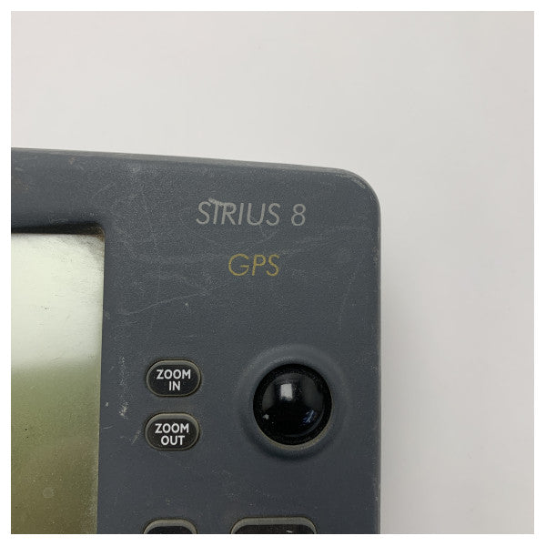 USED SIRIUS8 Marine GPS Chartplotter � Tålig och användarvänlig navigationsenhet för båtar och fartyg
