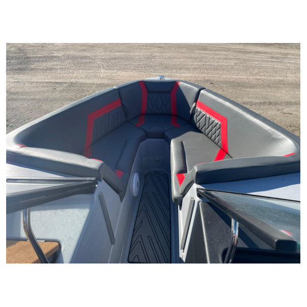 Method Wake Ski 6.2 wakeboard- waterski boat with 440HP grey 50 hours 2020