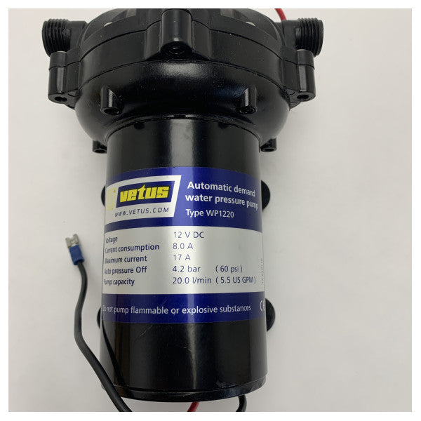 Vetus WP1220 tryckpump för färskvatten 12V 7,6L/min