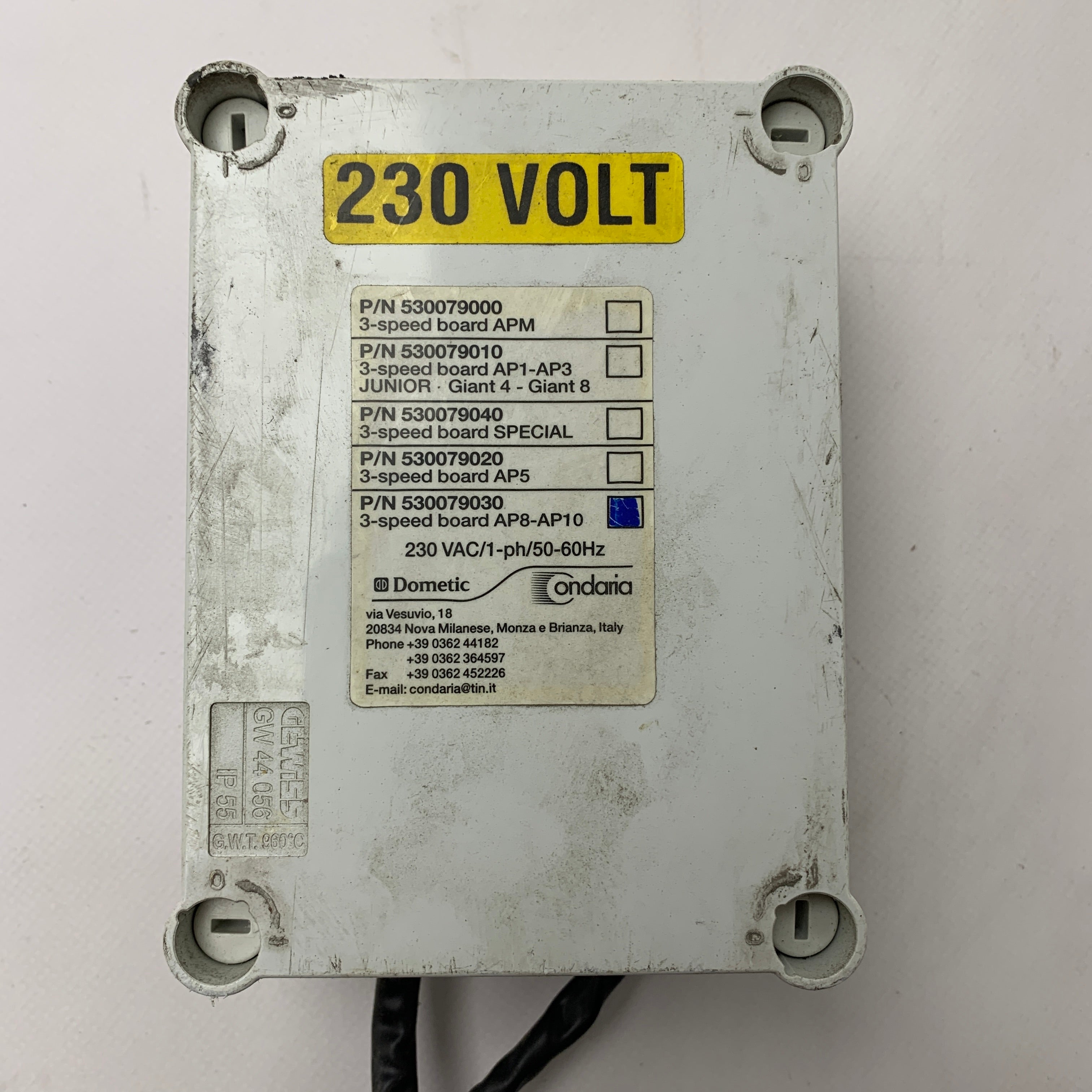 Dometic 530079030 ohjausmoduuli 230V kolmivaihteinen