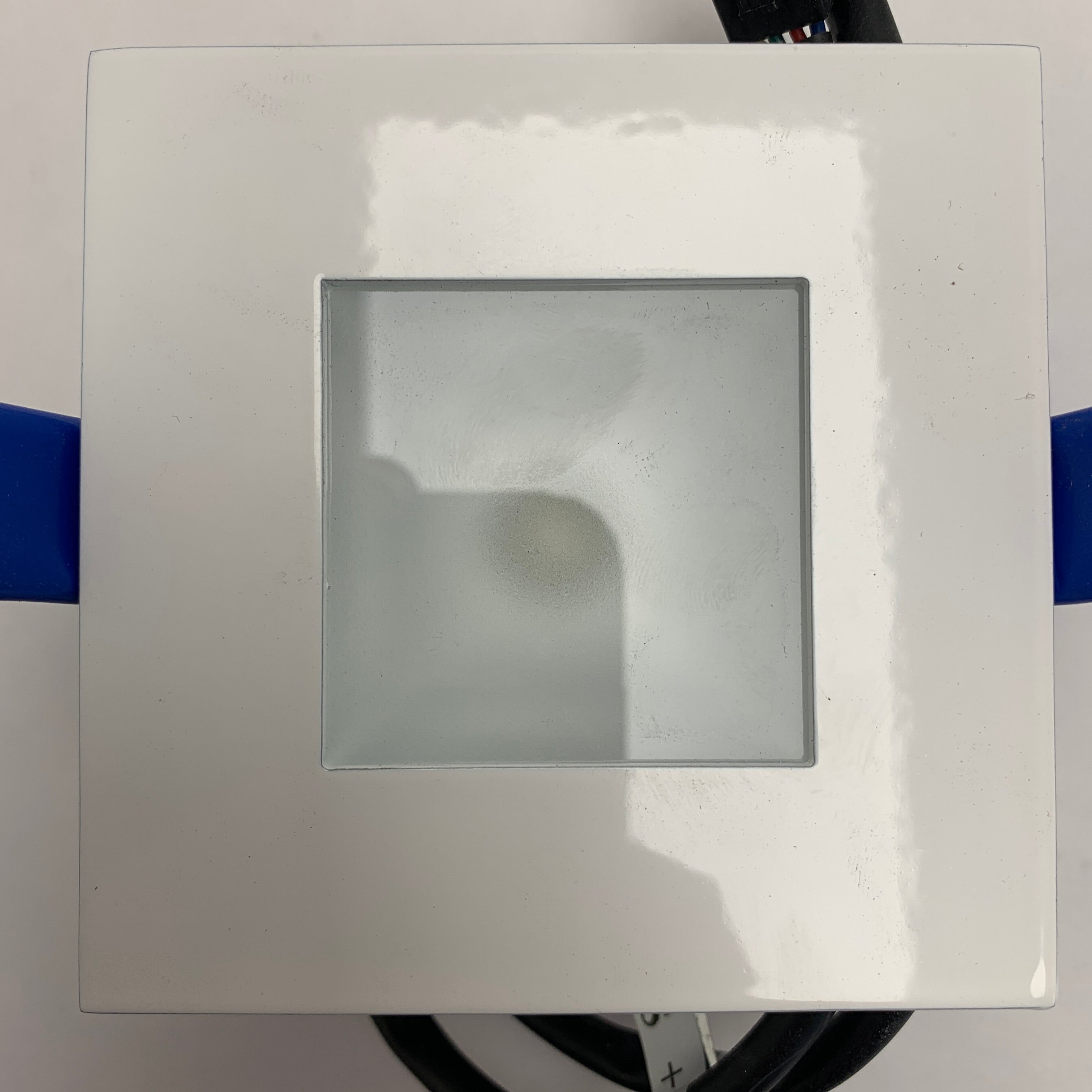 Cantalupi Ocean Flat 90 / CSL RGBW прожектор за осветление надолу