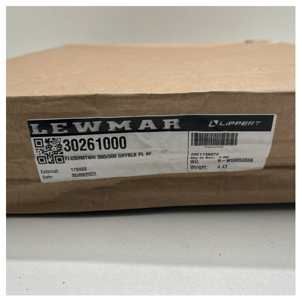 Lewmar flush opening porthole 360 x 500 mm - 30261000