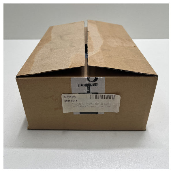 レイセオン・アンシュッツ追従型ステアリング・コントロール・アンプ