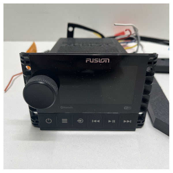 Fusion Apollo MS-SRX400 zone serie stereo